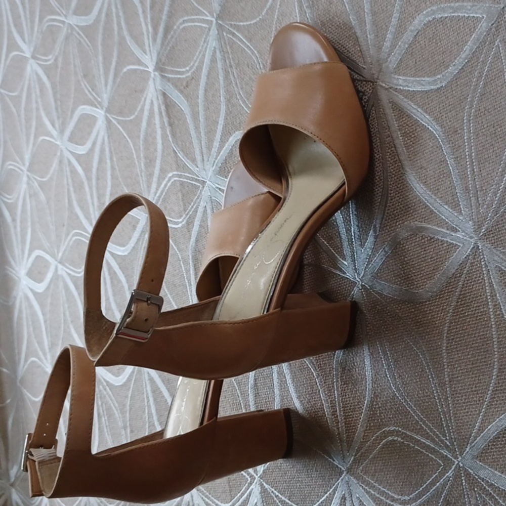 Jessica Simpson Soft Leather Ankle Heels!